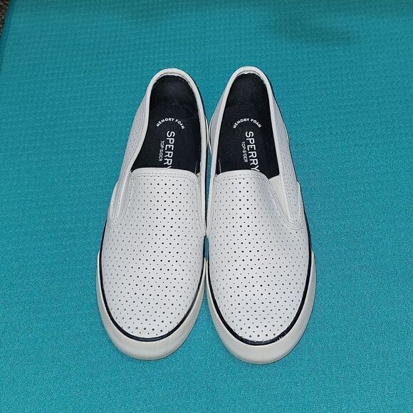 Sperry Pier Side White Perforated Leather Low Slip-On Memory Foam Shoes Size 7.5 - Picture 8 of 8